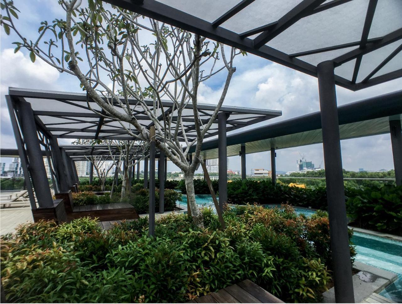 Cozy Kanvas Soho Suites Cyberjaya Exterior foto